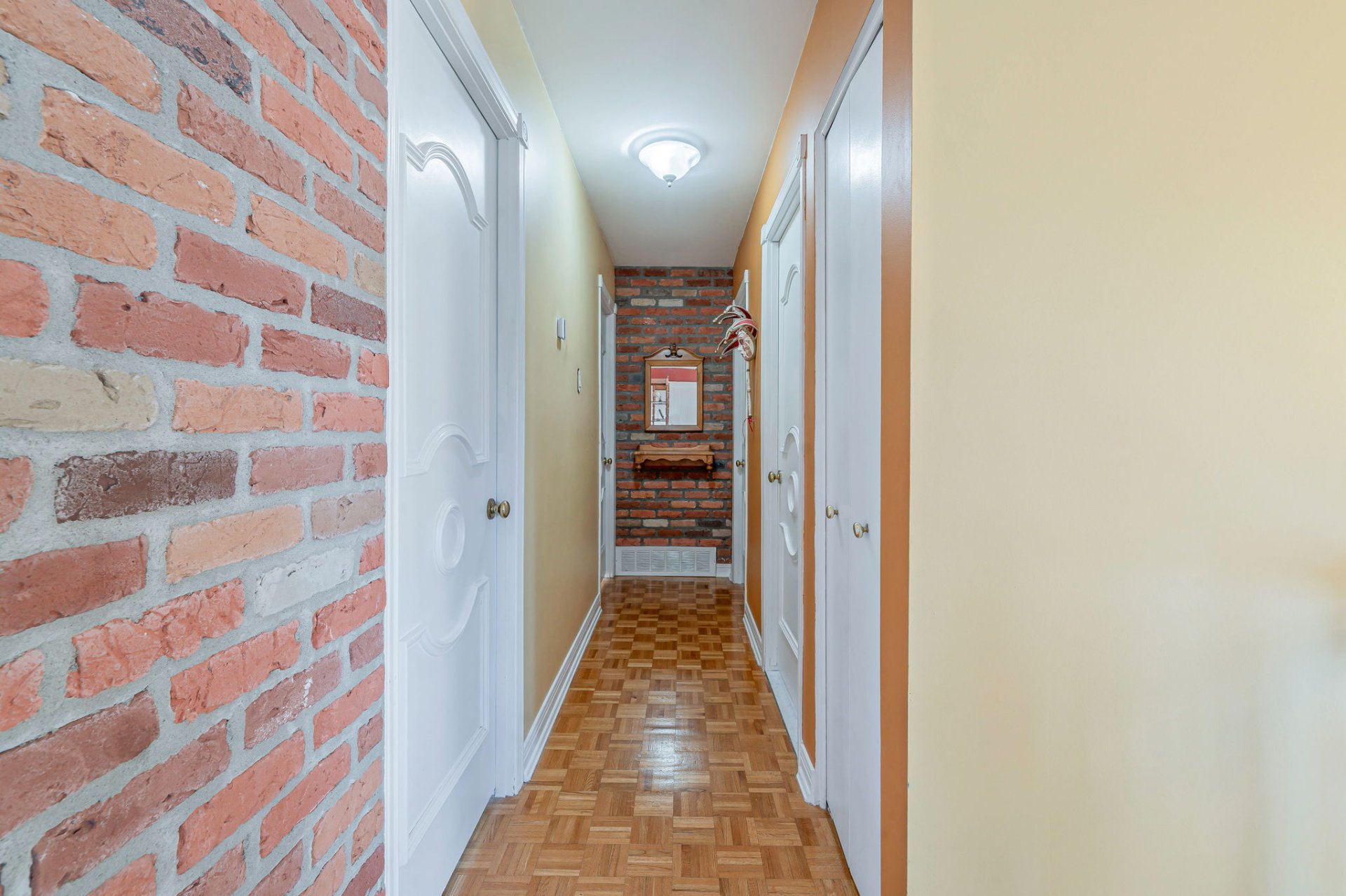 Second bedroom in Montreal house at 915 Boulevard de Chateauneuf